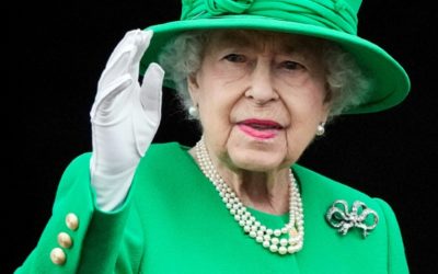 Rainha Elizabeth morreu de velhice? Médico explica